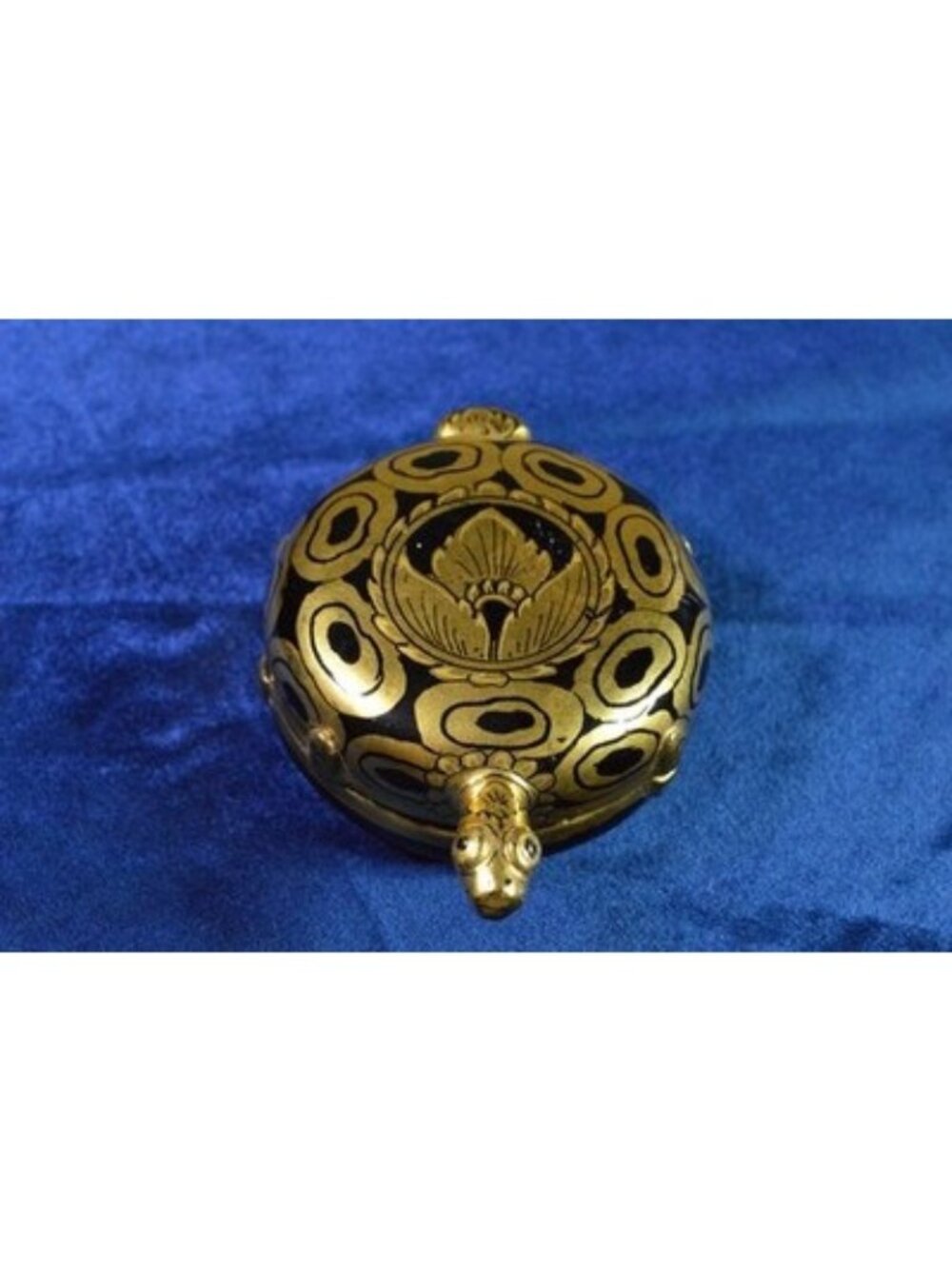 Vintage Burmese Shwe Zawa Lacquerware Turtle Trinket Box Wood Gold Black Folk
